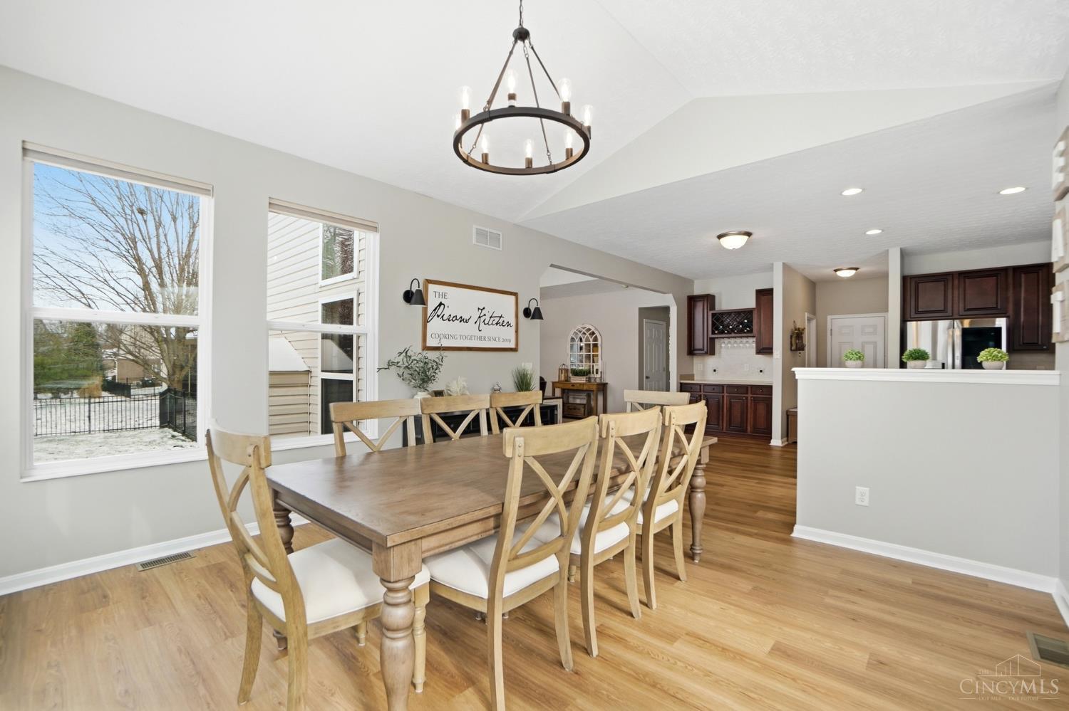 6973 Cottonwood Court