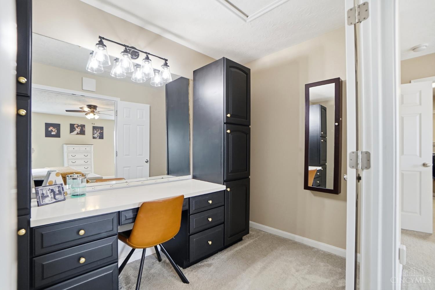 6973 Cottonwood Court