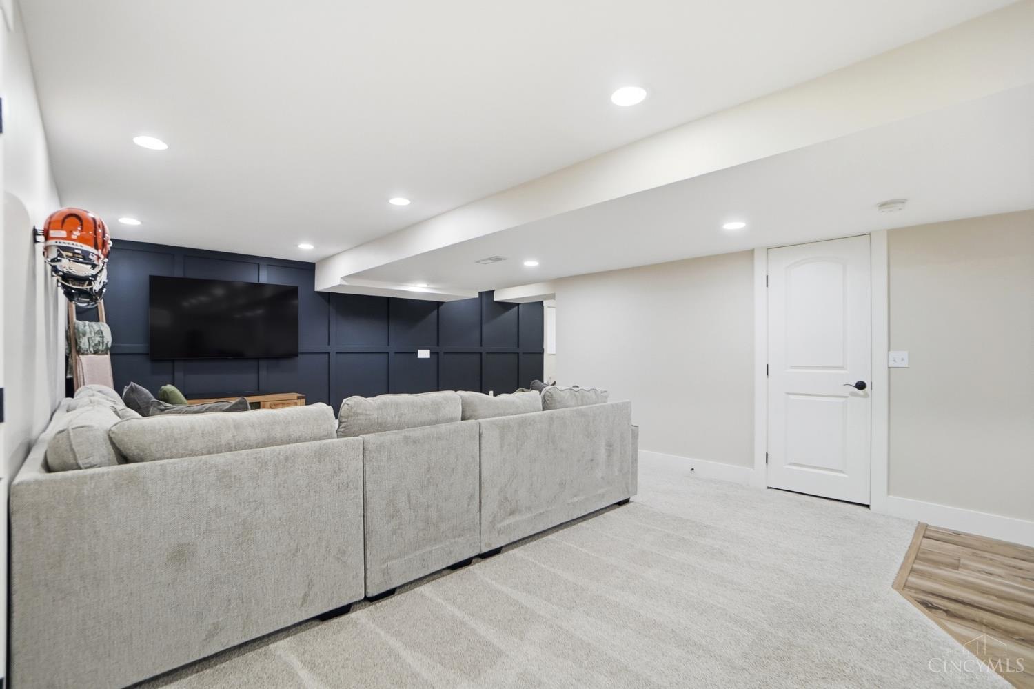 6973 Cottonwood Court