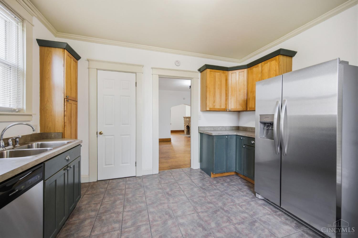 3763 Mt Vernon Avenue