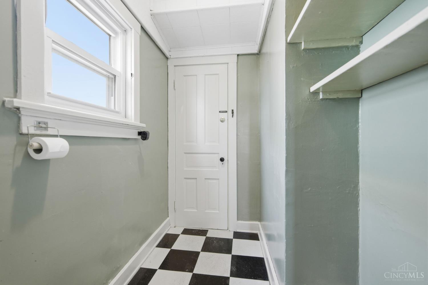 3763 Mt Vernon Avenue