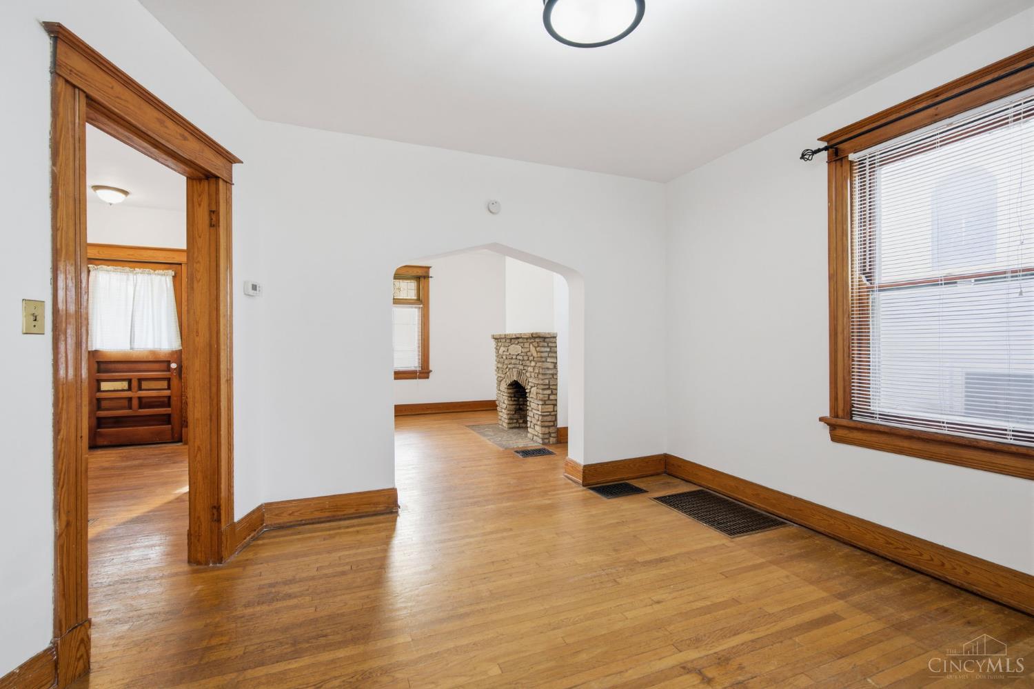 3763 Mt Vernon Avenue