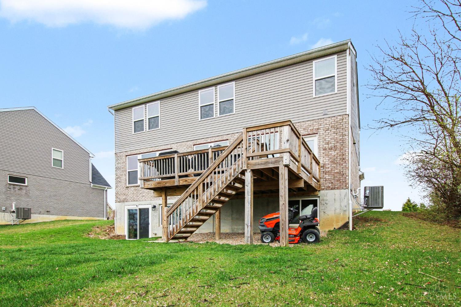 4677 Hampton Pointe Drive