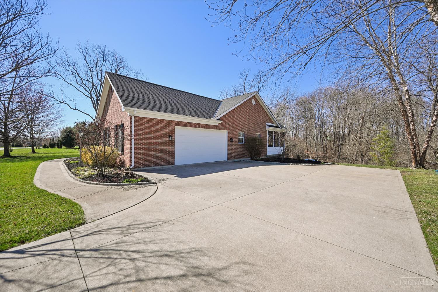 9867 Laurel Glen Drive