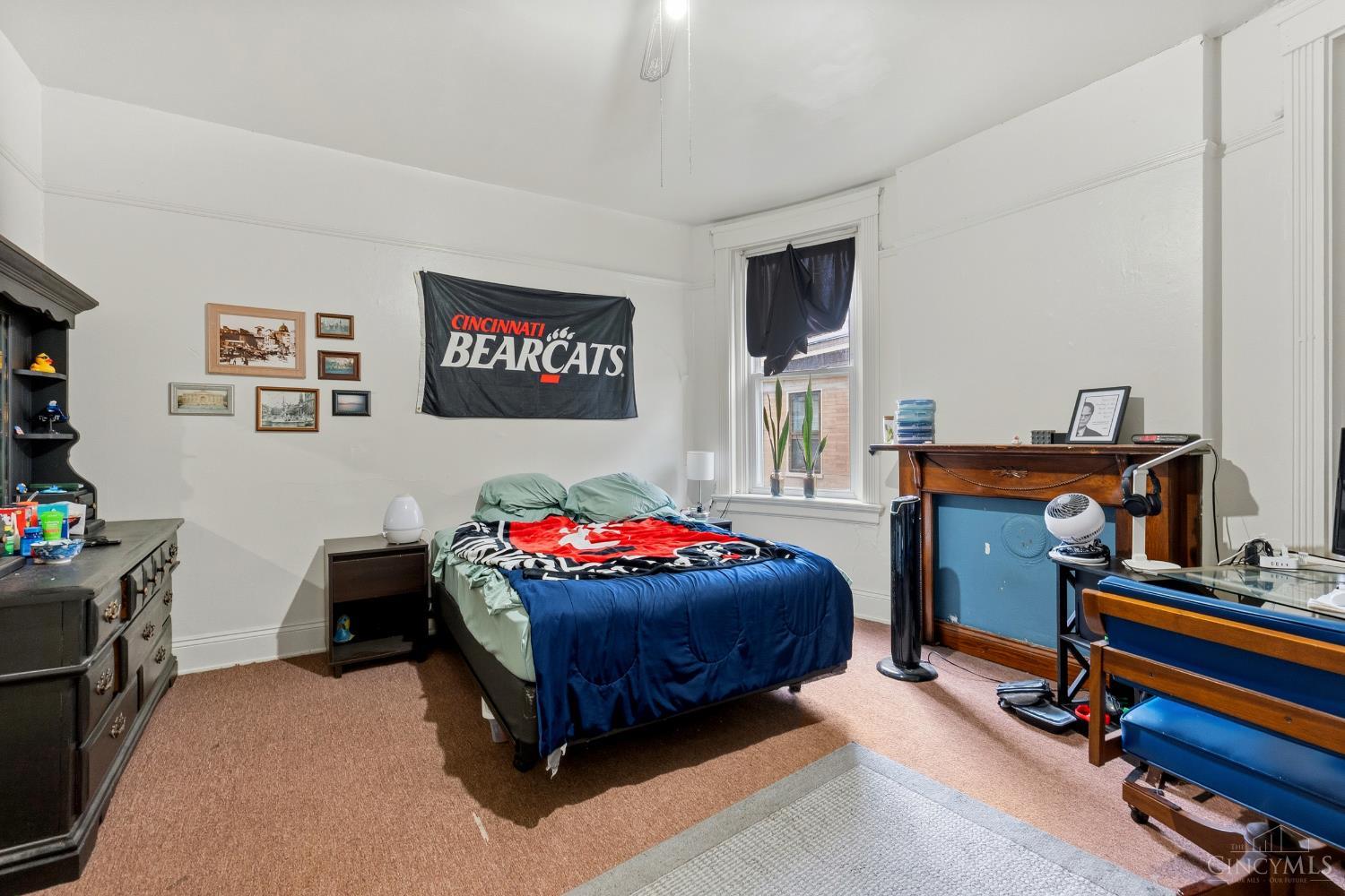 2308 W Clifton Avenue