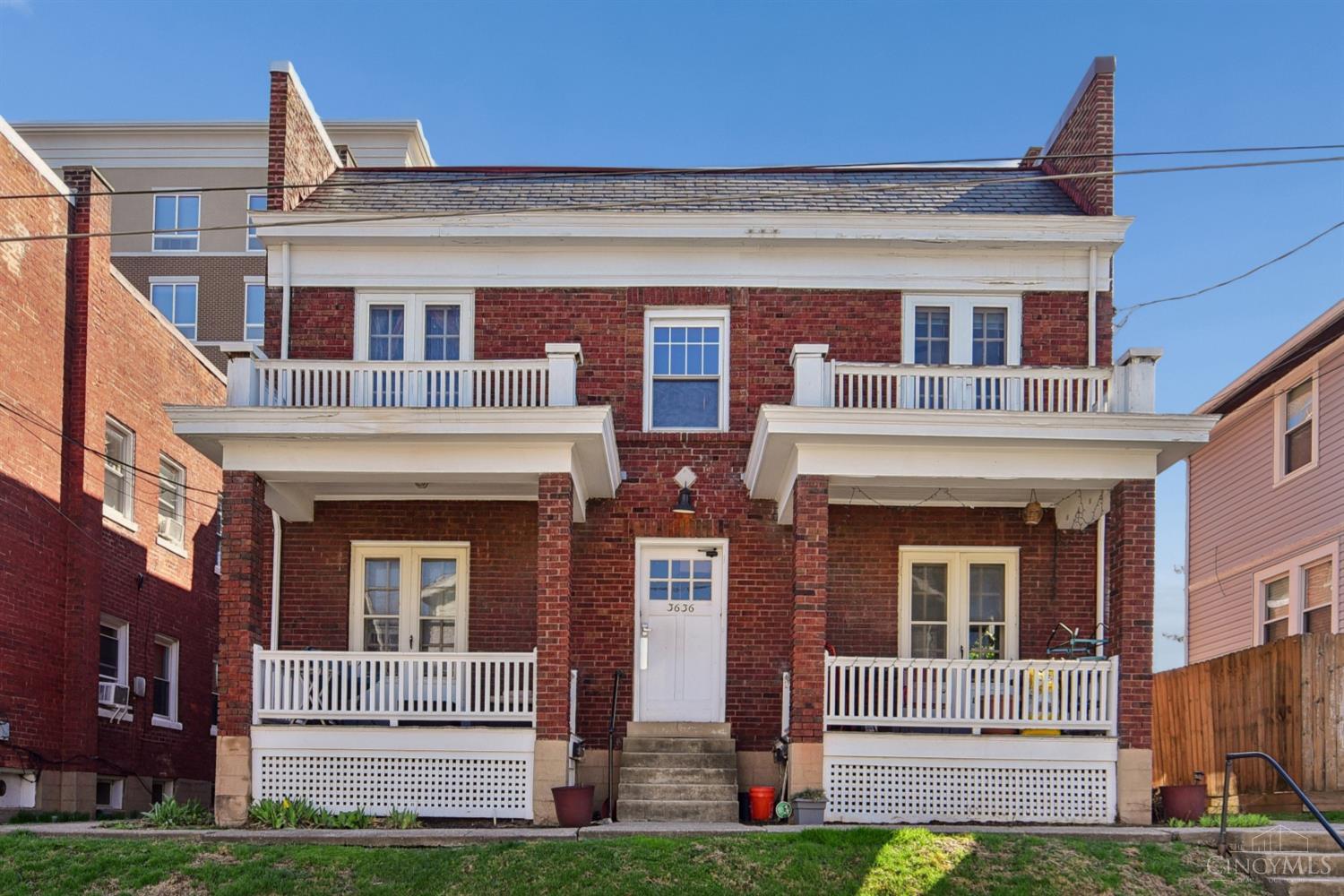 3636 Besuden Court