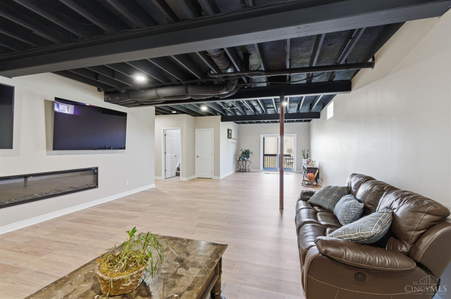 5089 Greenshire Drive