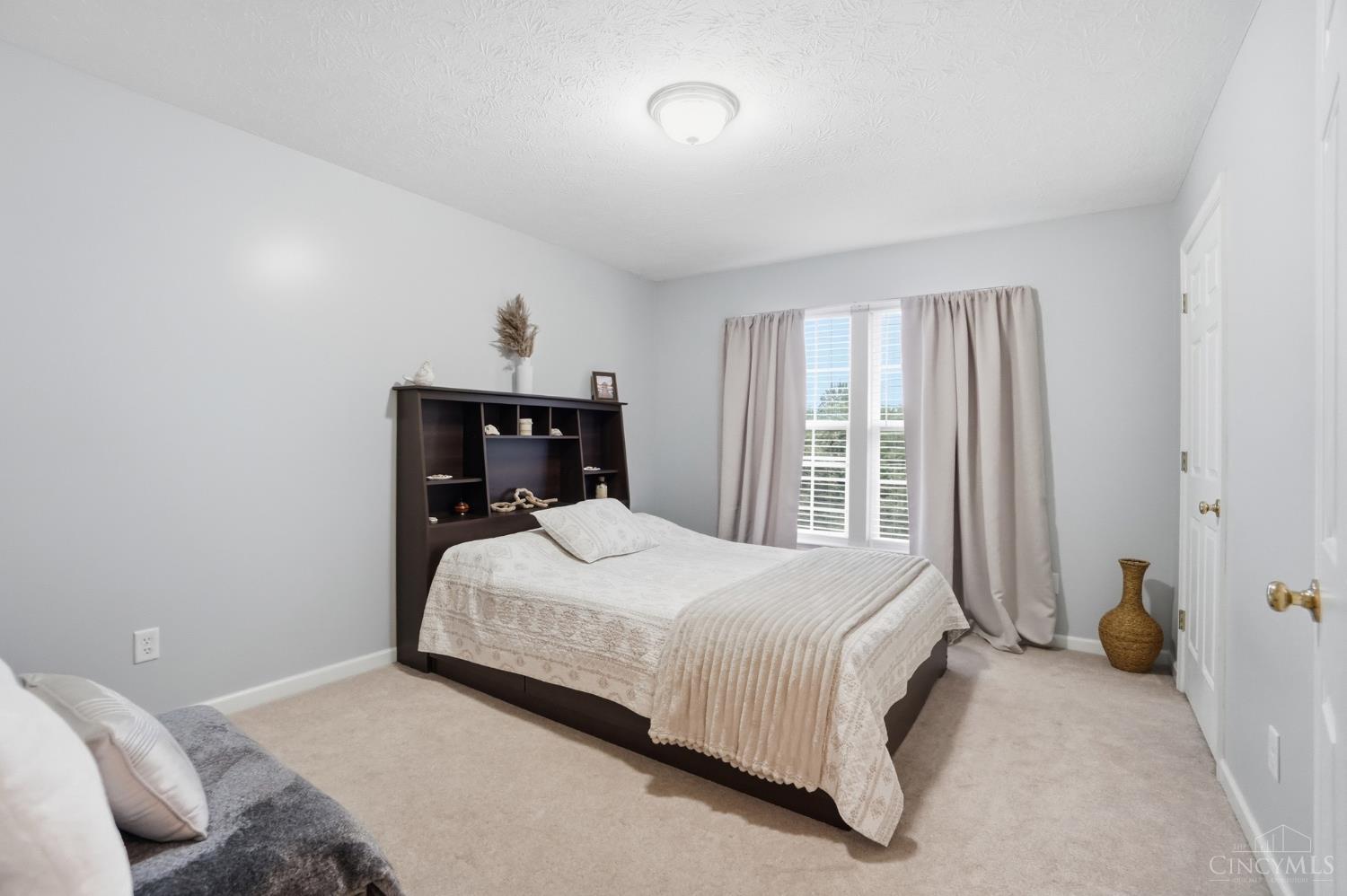 5766 Cedarview Court
