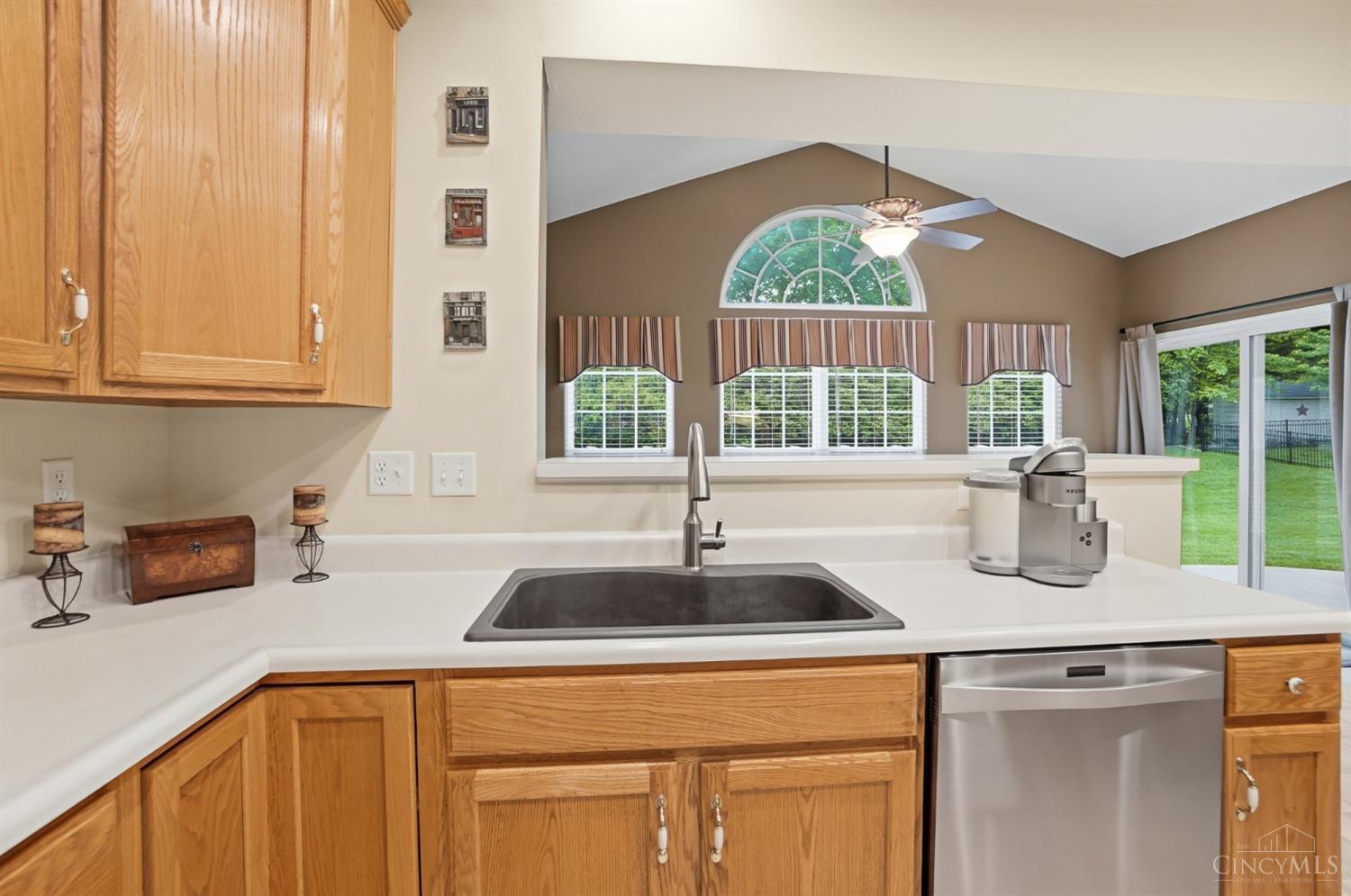 5766 Cedarview Court