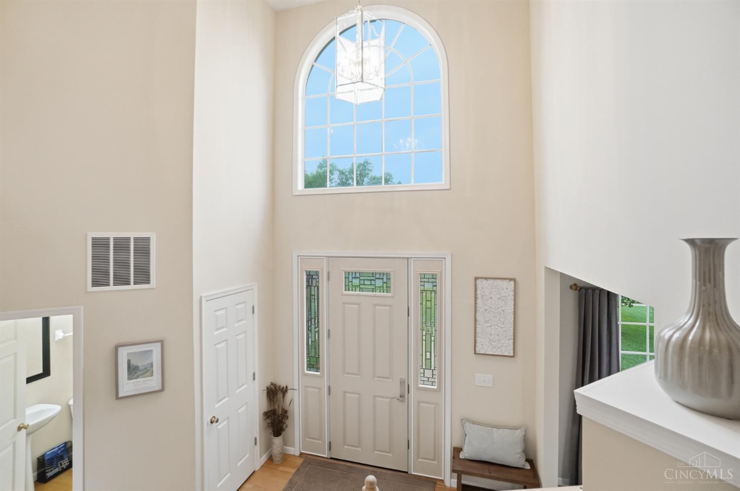 5766 Cedarview Court