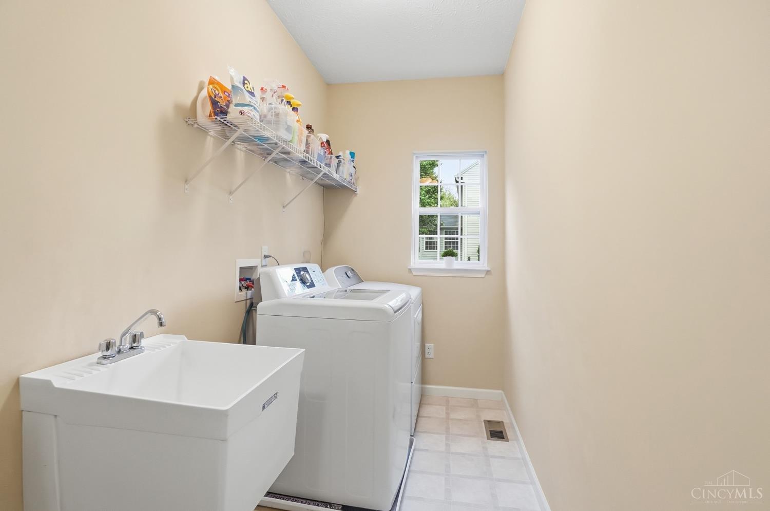 5766 Cedarview Court