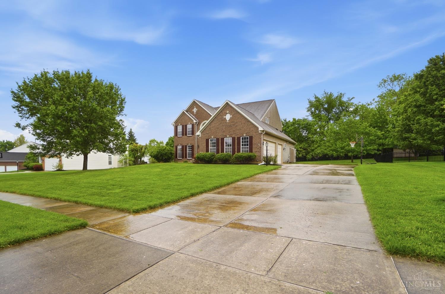 5766 Cedarview Court