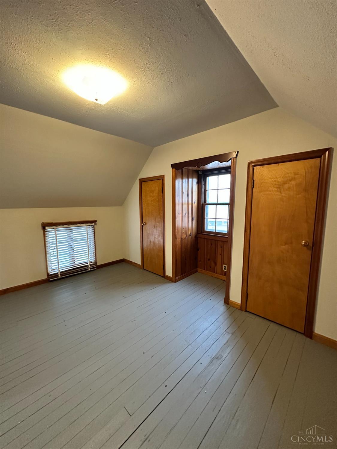 6307 Wooster Pike