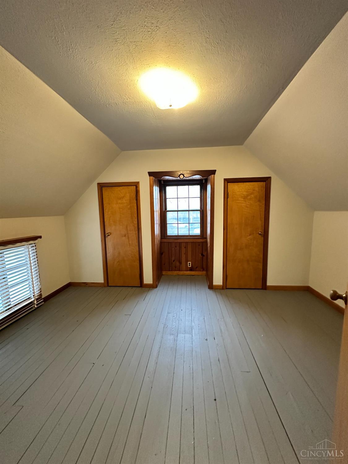 6307 Wooster Pike