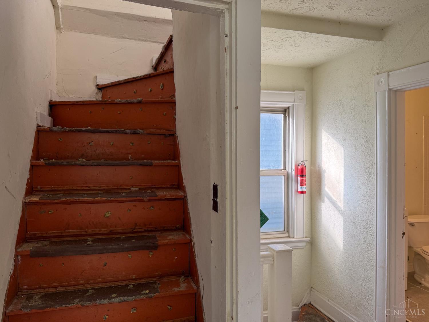 1606 Brewster Avenue