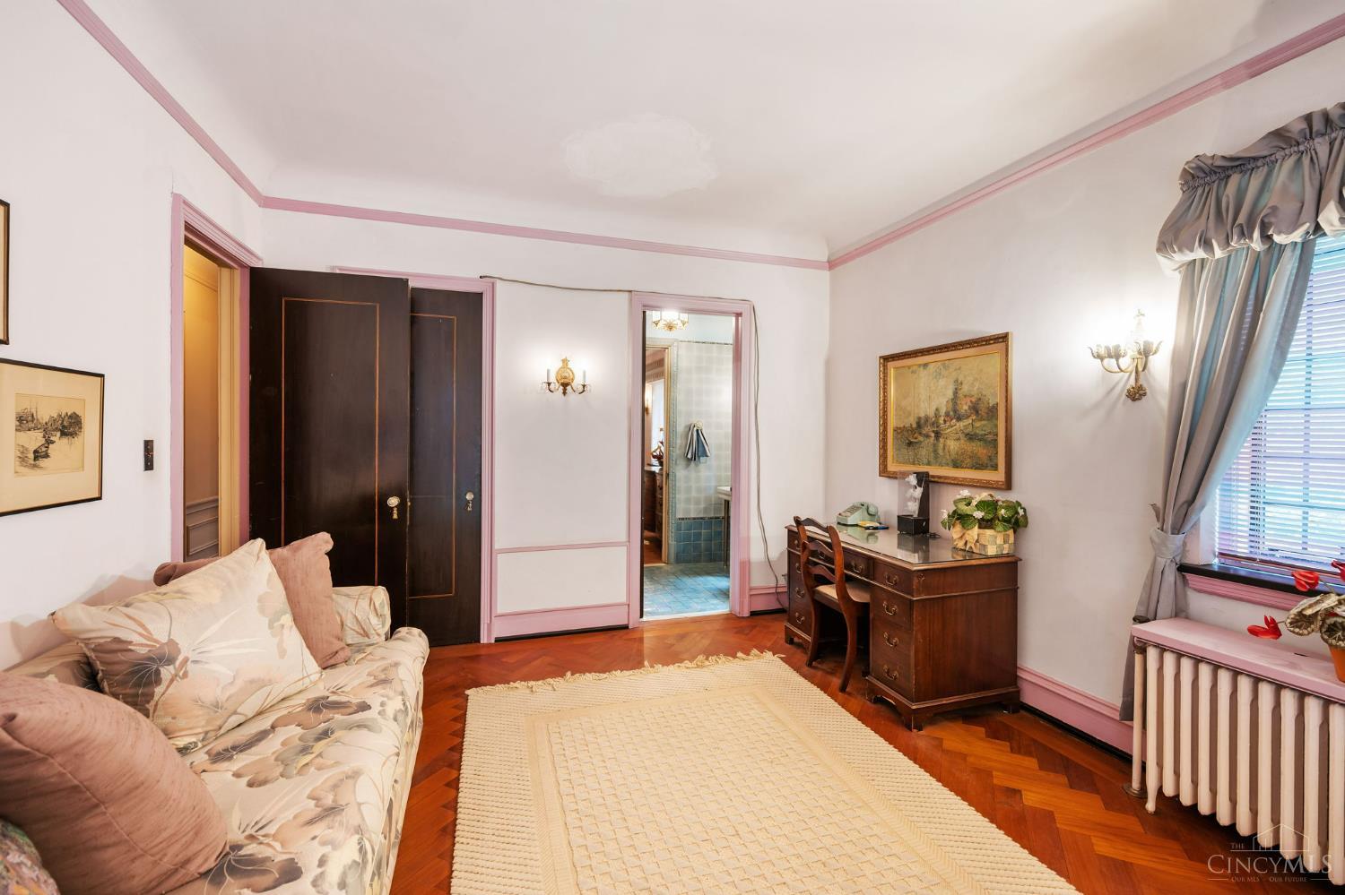 5114 Cleves Warsaw Pike