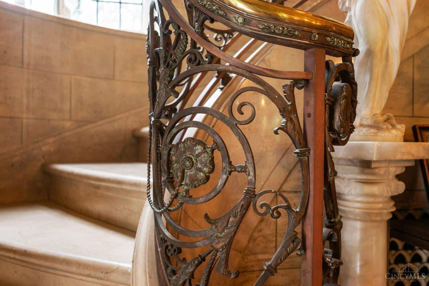 5114 Cleves Warsaw Pike