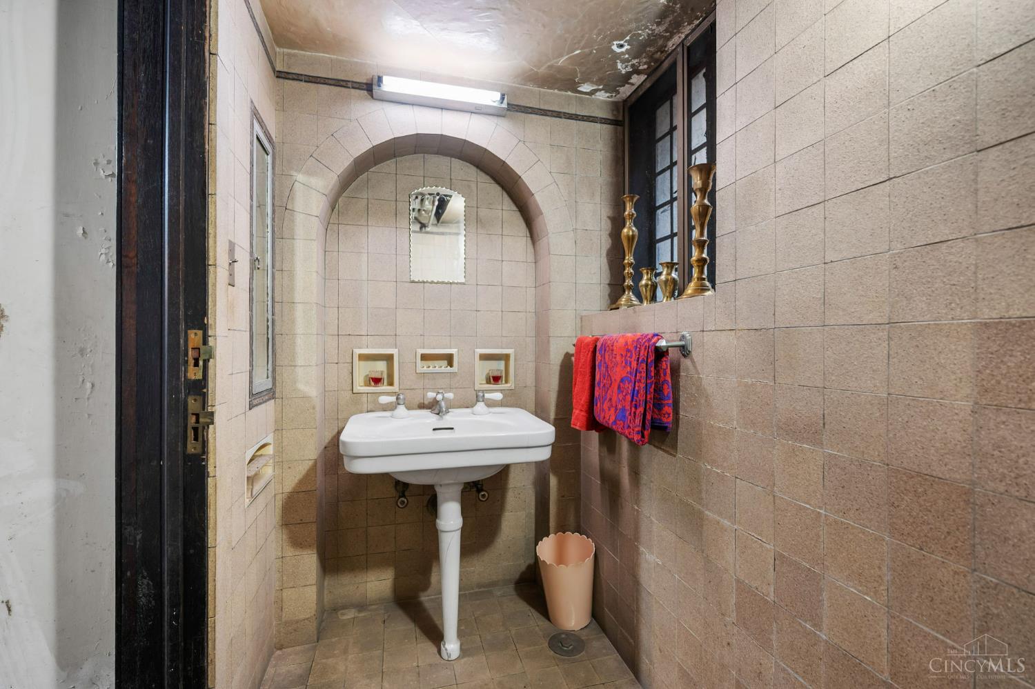 5114 Cleves Warsaw Pike