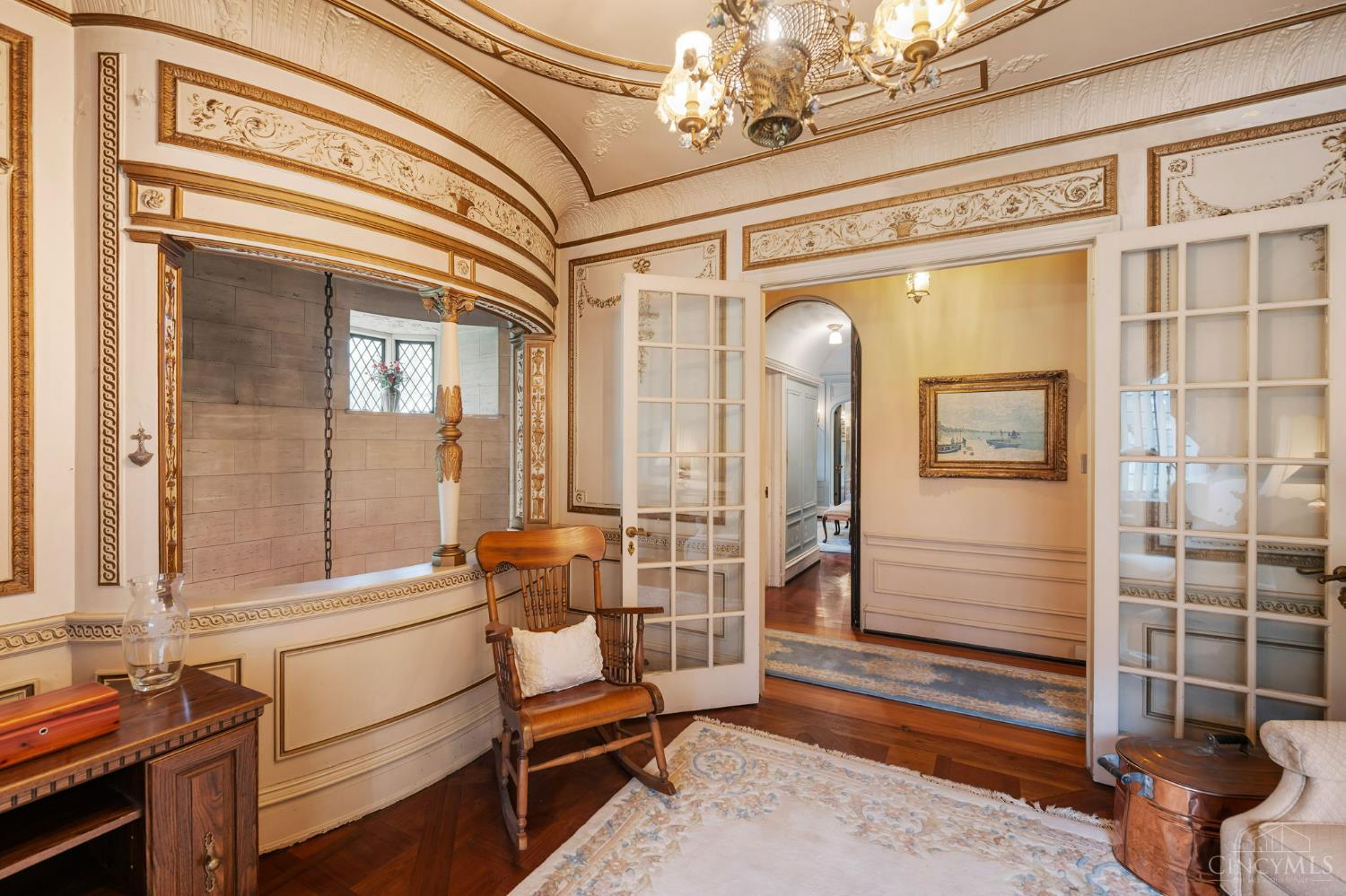 5114 Cleves Warsaw Pike