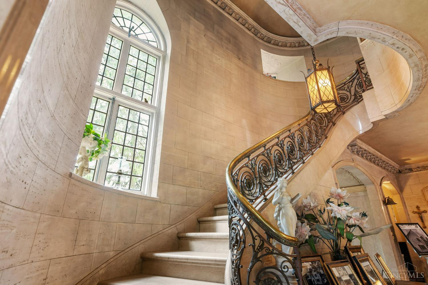 5114 Cleves Warsaw Pike