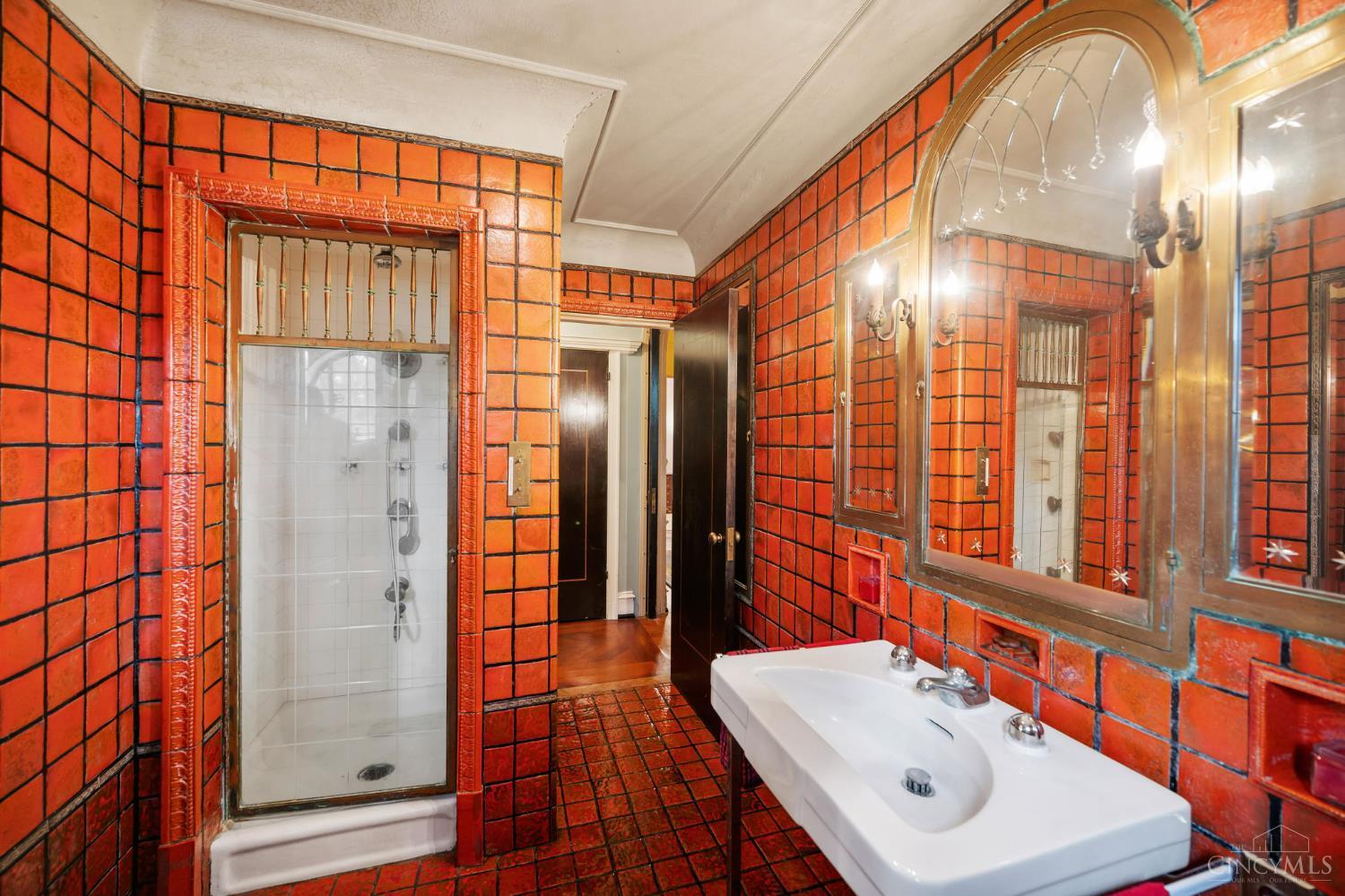 5114 Cleves Warsaw Pike