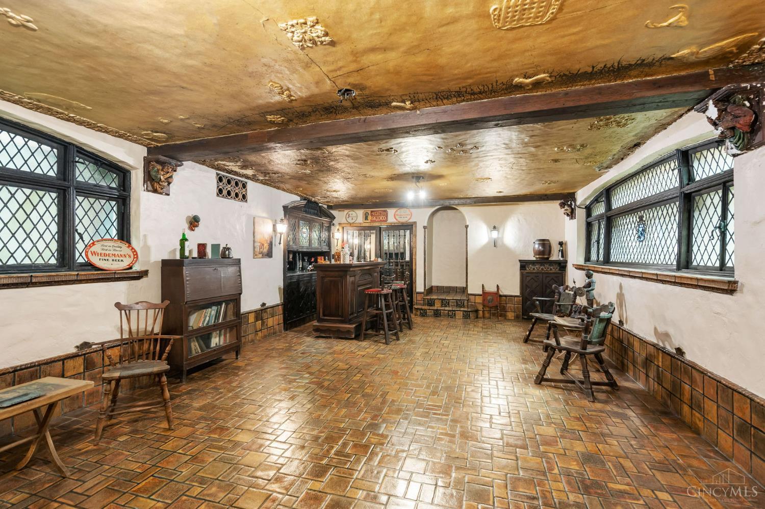 5114 Cleves Warsaw Pike