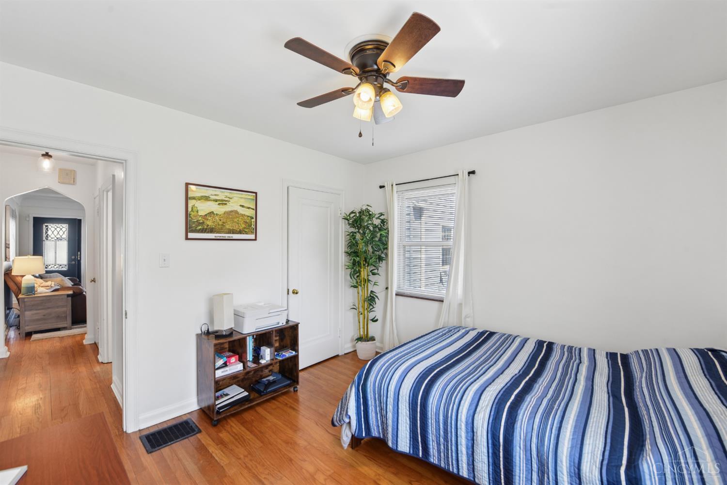 3411 Oak Lane