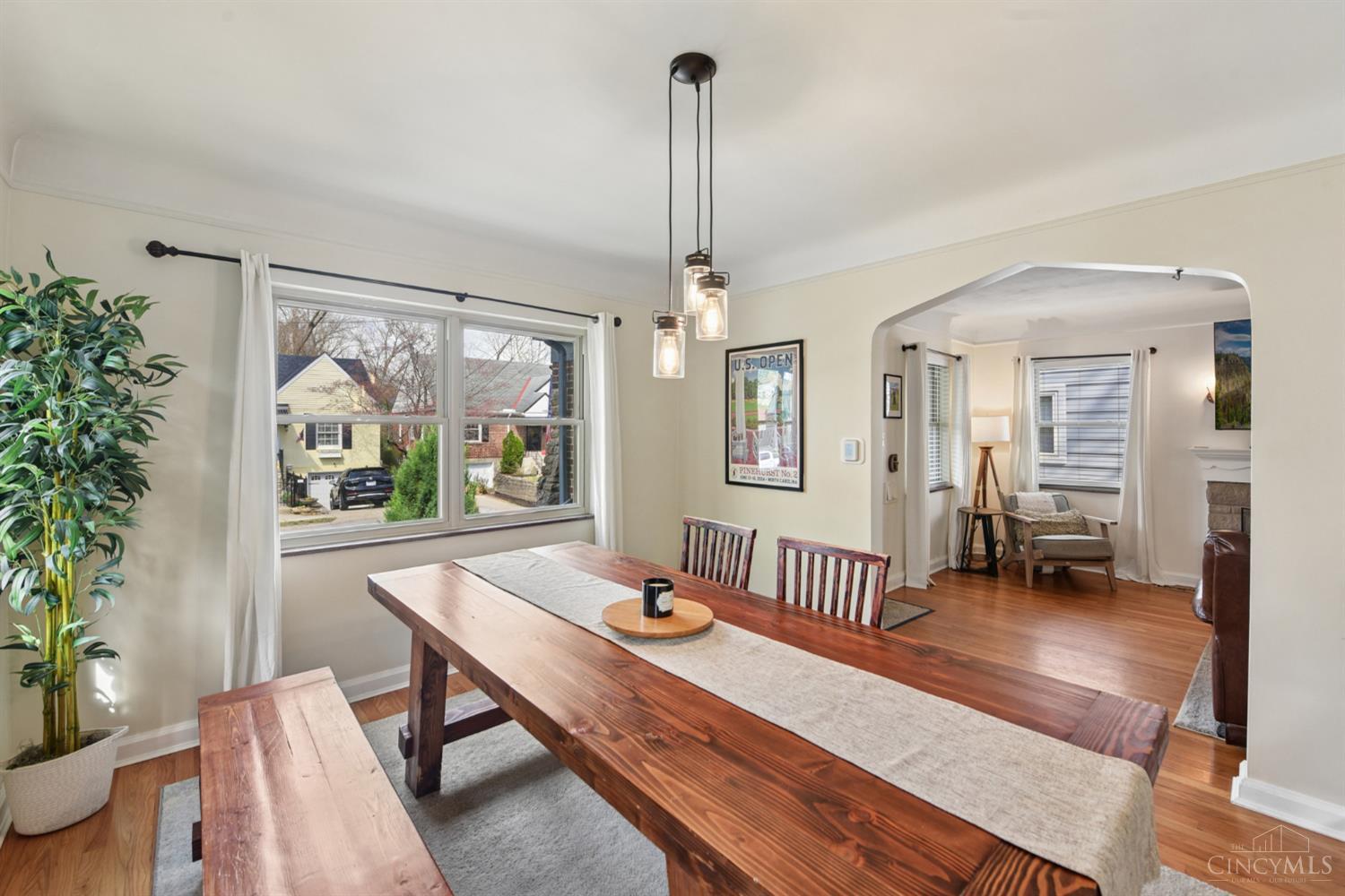 3411 Oak Lane
