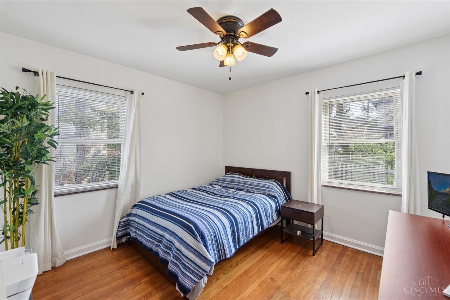 3411 Oak Lane