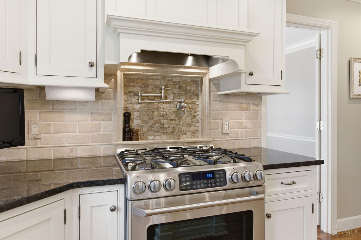 6604 Madeira Hills Drive