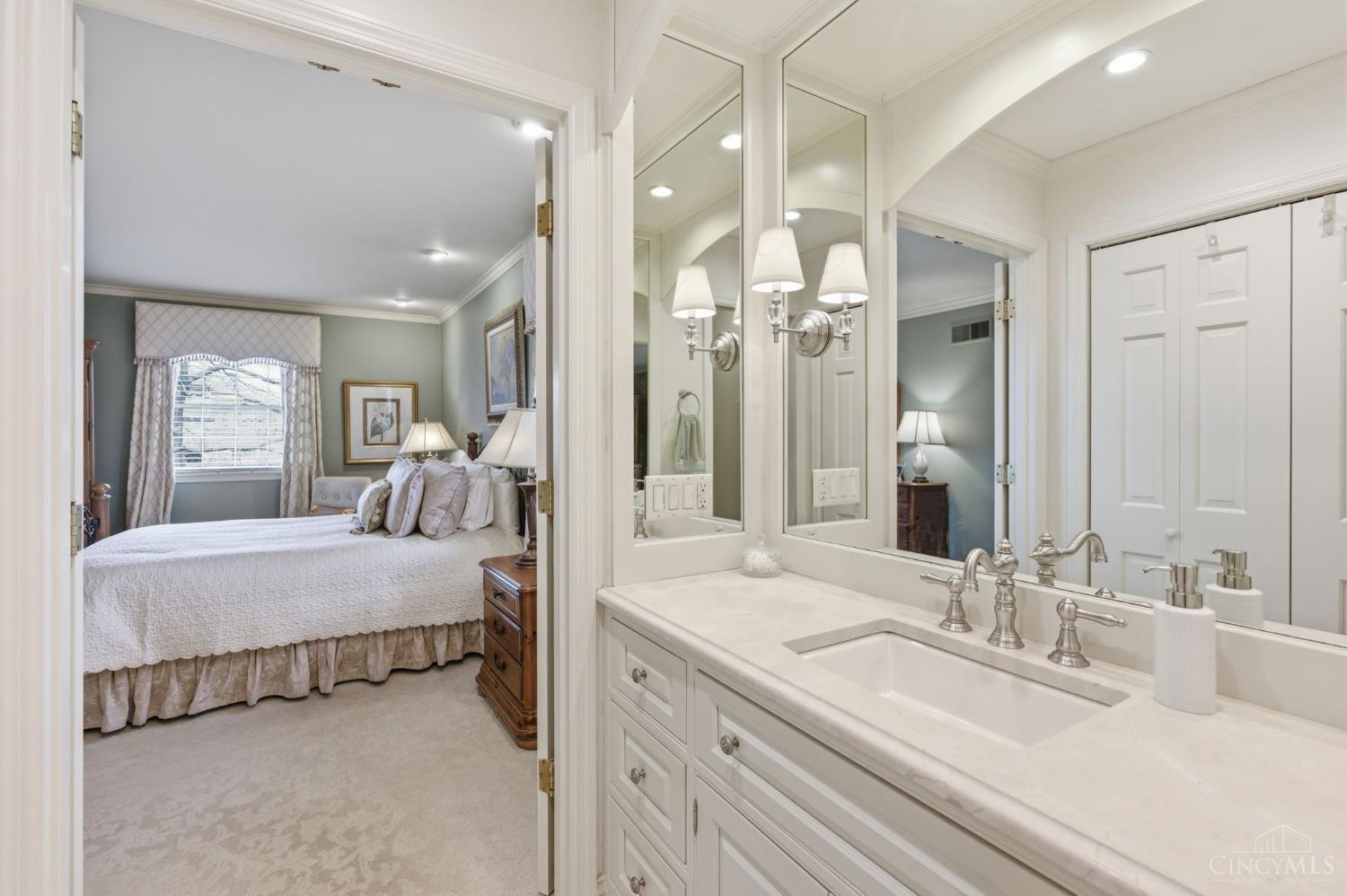 6604 Madeira Hills Drive