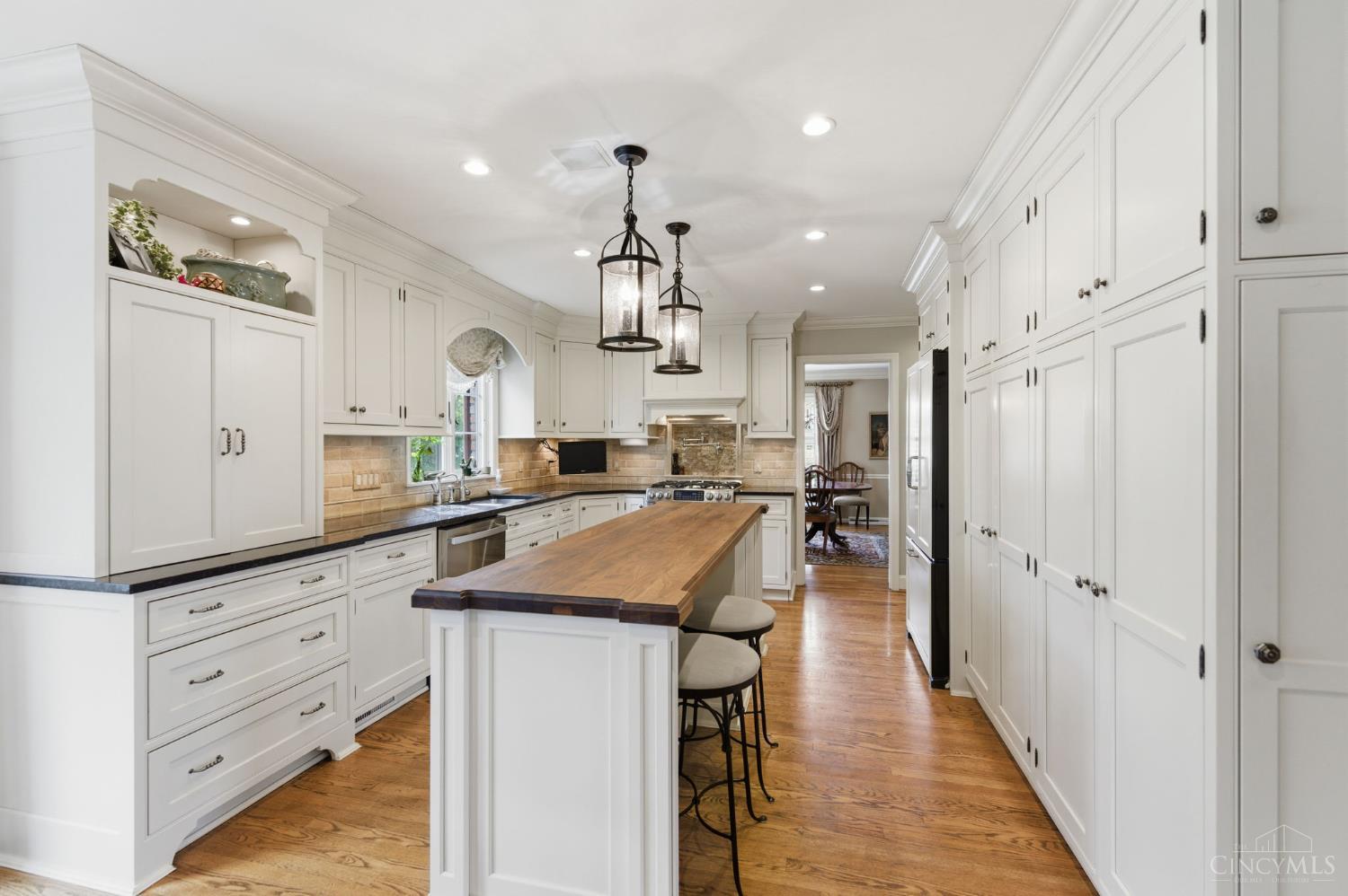 6604 Madeira Hills Drive