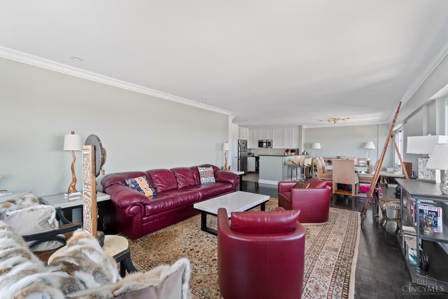 2200 Victory Parkway 1806