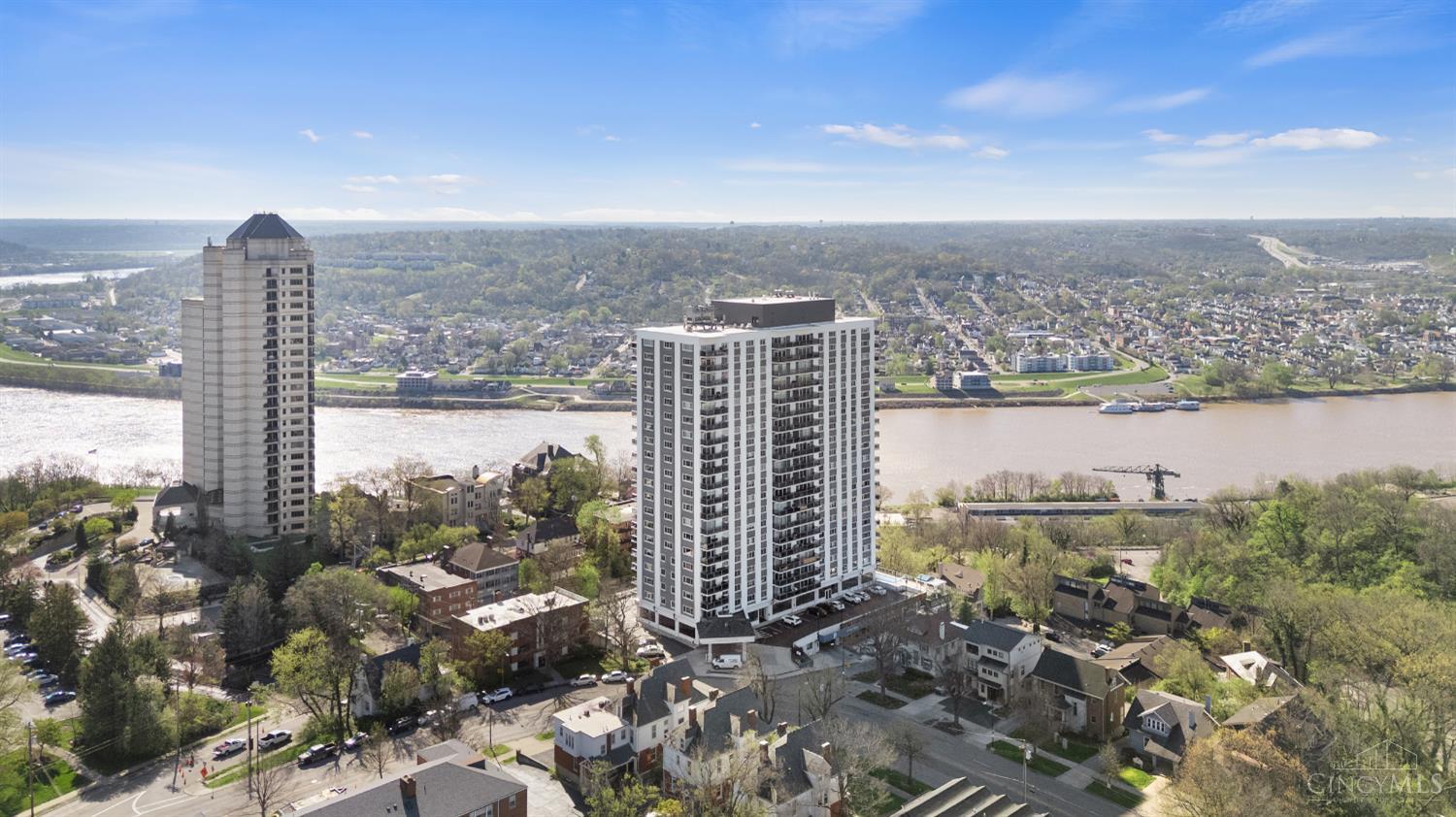 2200 Victory Parkway 1806