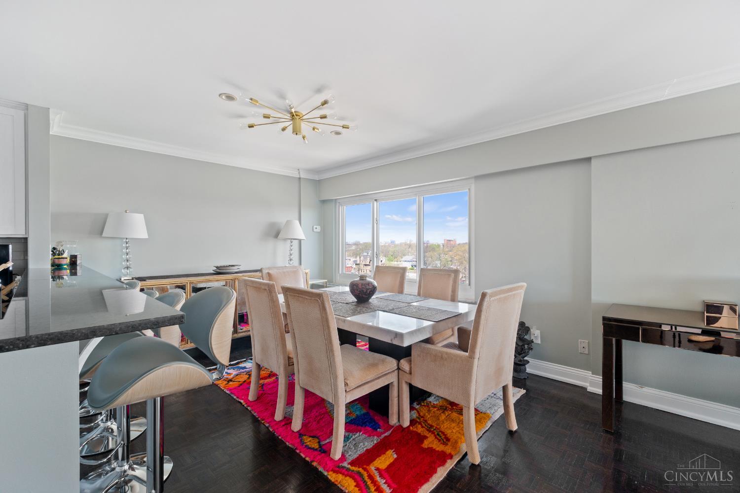 2200 Victory Parkway 1806