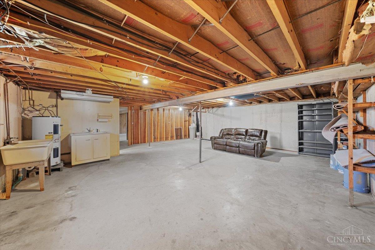 5669 Dutch Hollow Road