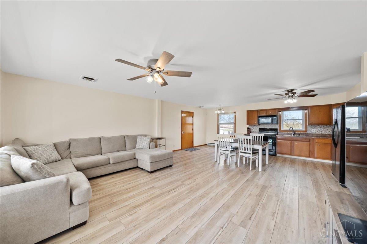 5669 Dutch Hollow Road