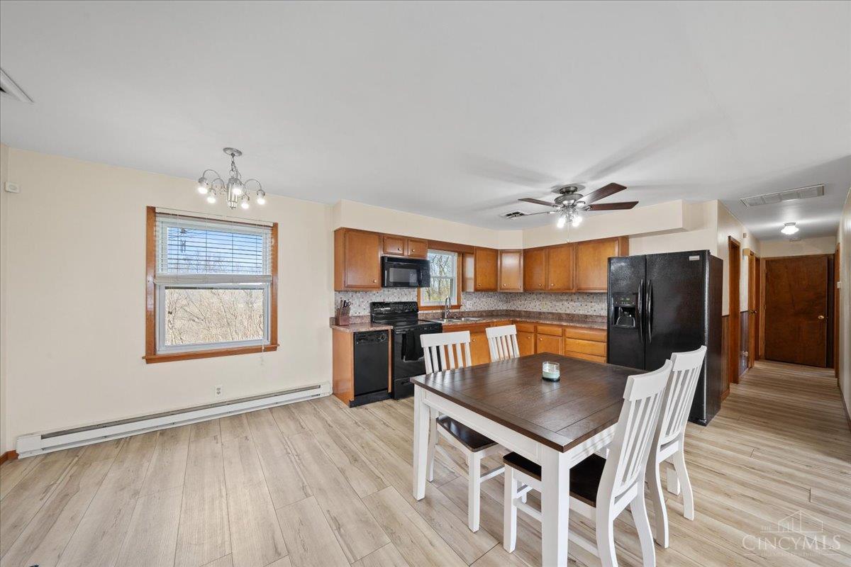 5669 Dutch Hollow Road