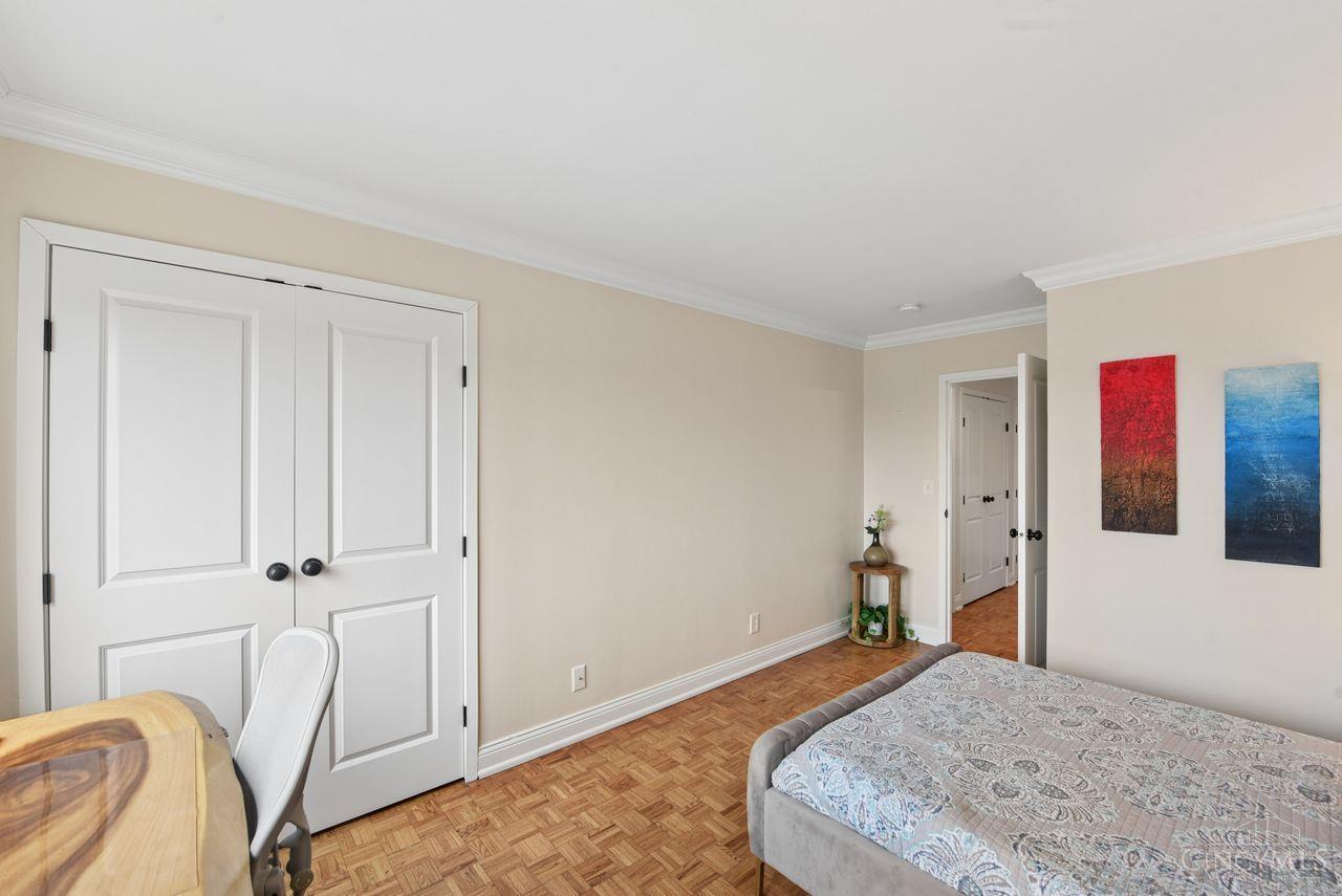 2200 Victory Parkway 1903