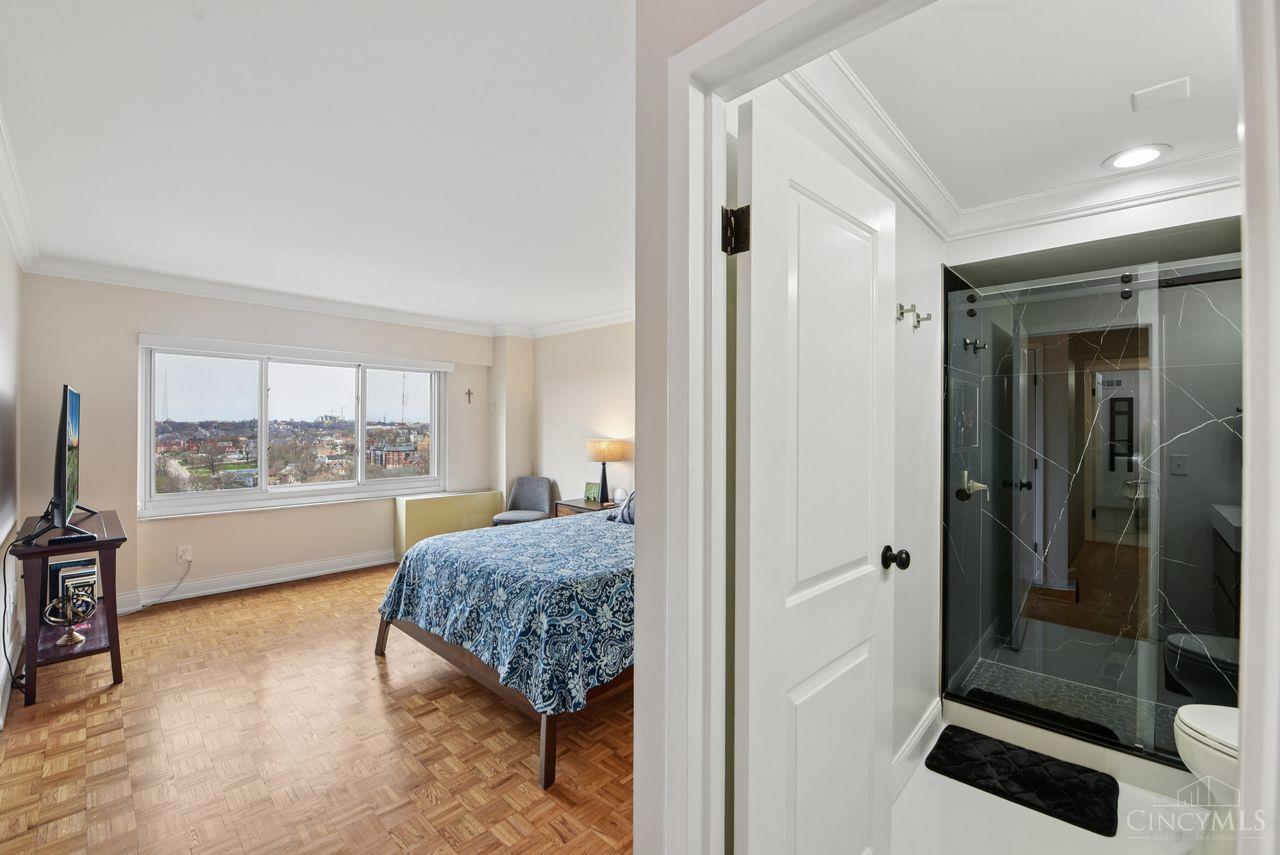 2200 Victory Parkway 1903