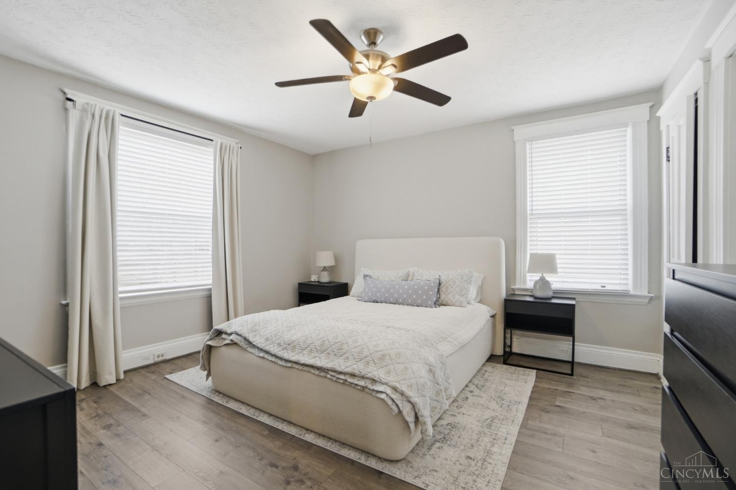 4310 Thirty Third Avenue