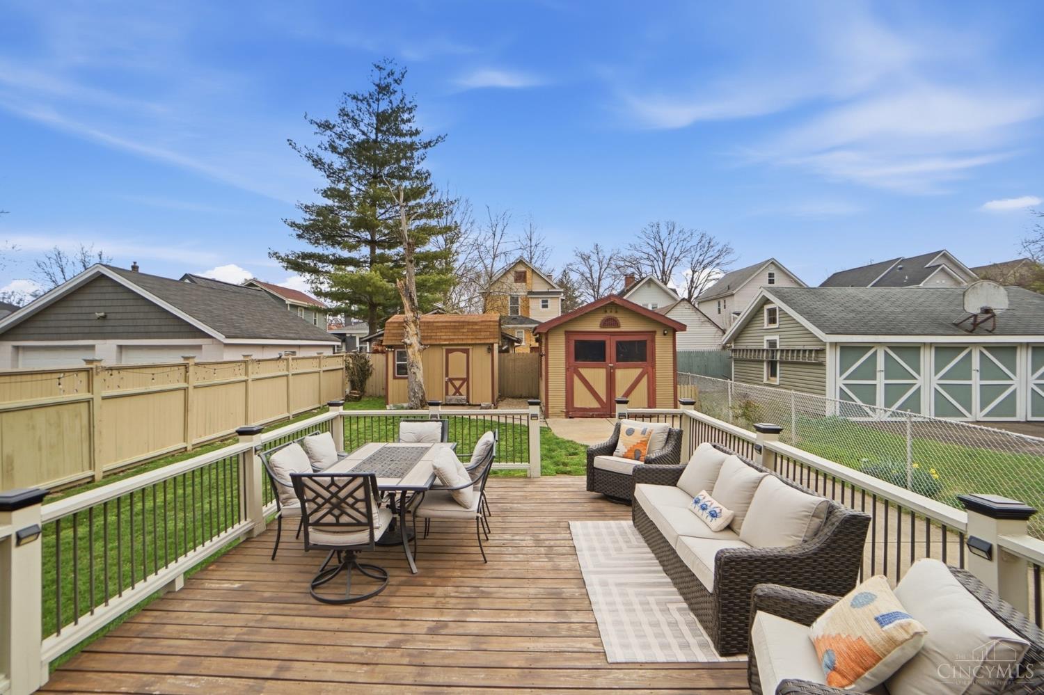 4310 Thirty Third Avenue