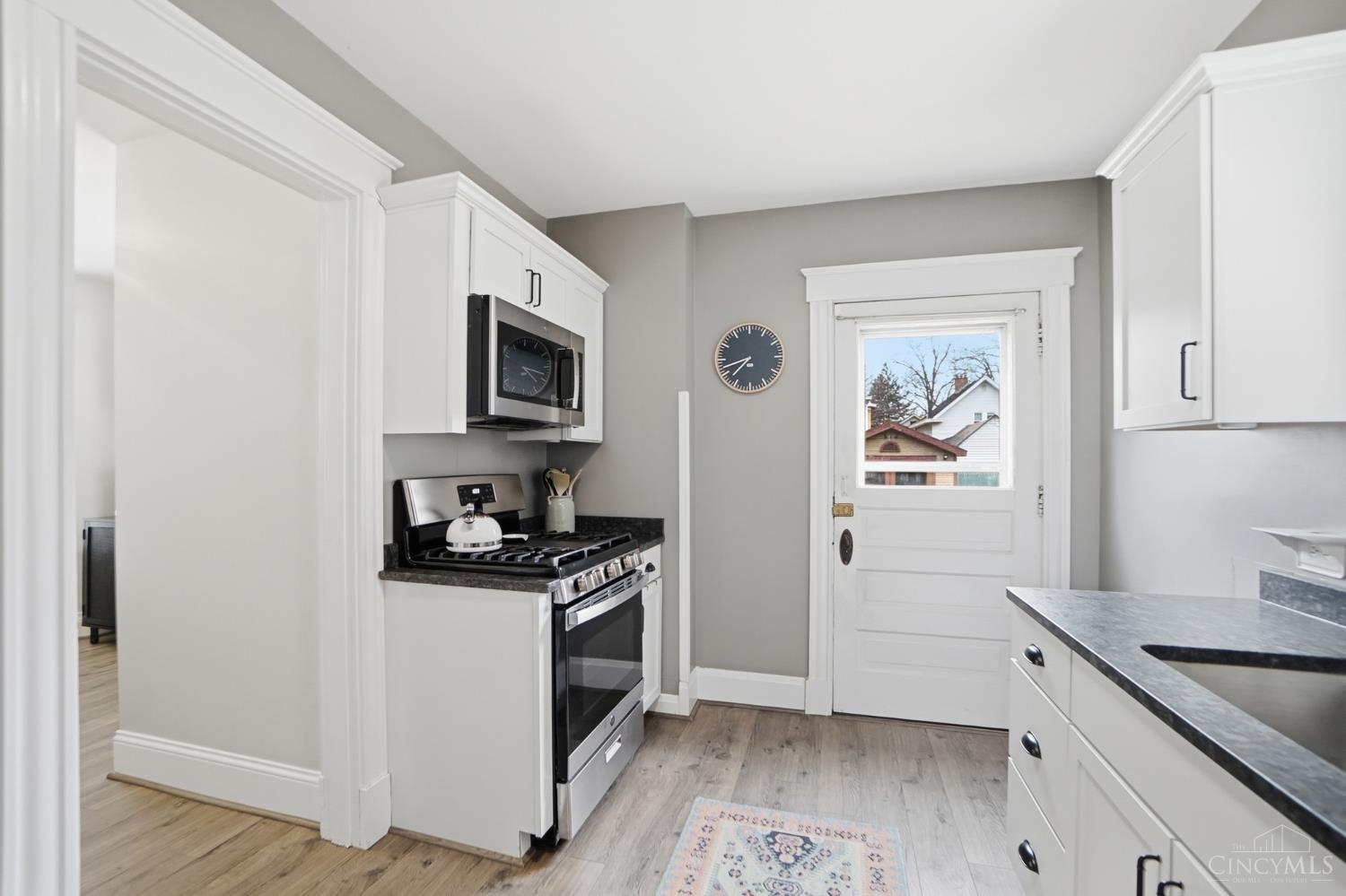 4310 Thirty Third Avenue