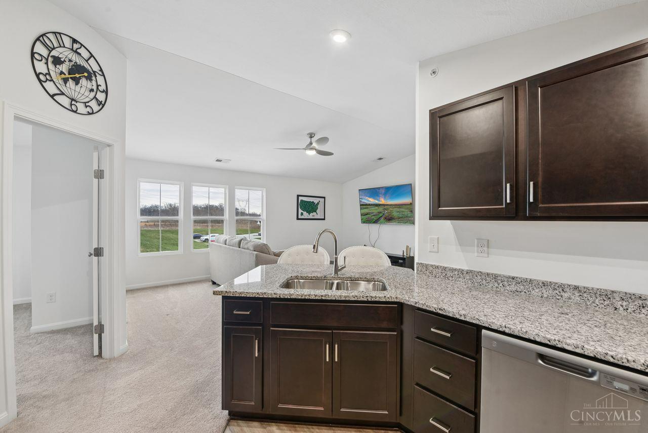 5168 Hazeltine Lane