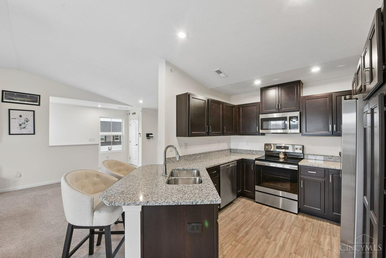 5168 Hazeltine Lane