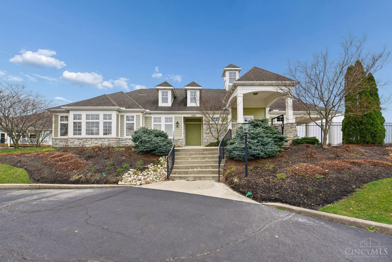 5168 Hazeltine Lane