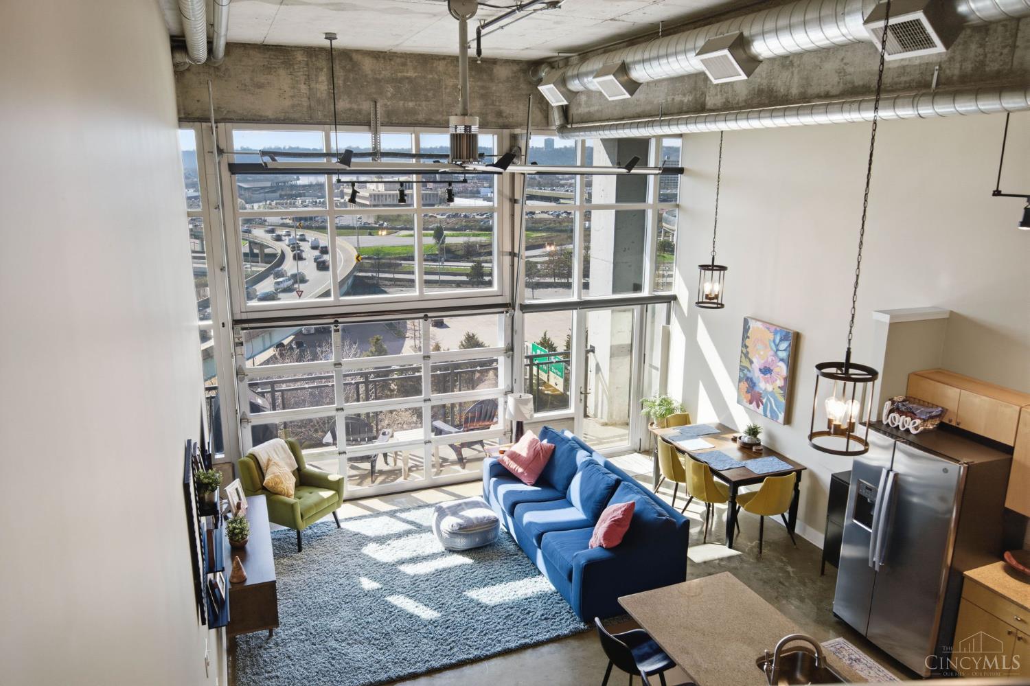 353 W Fourth Street 602