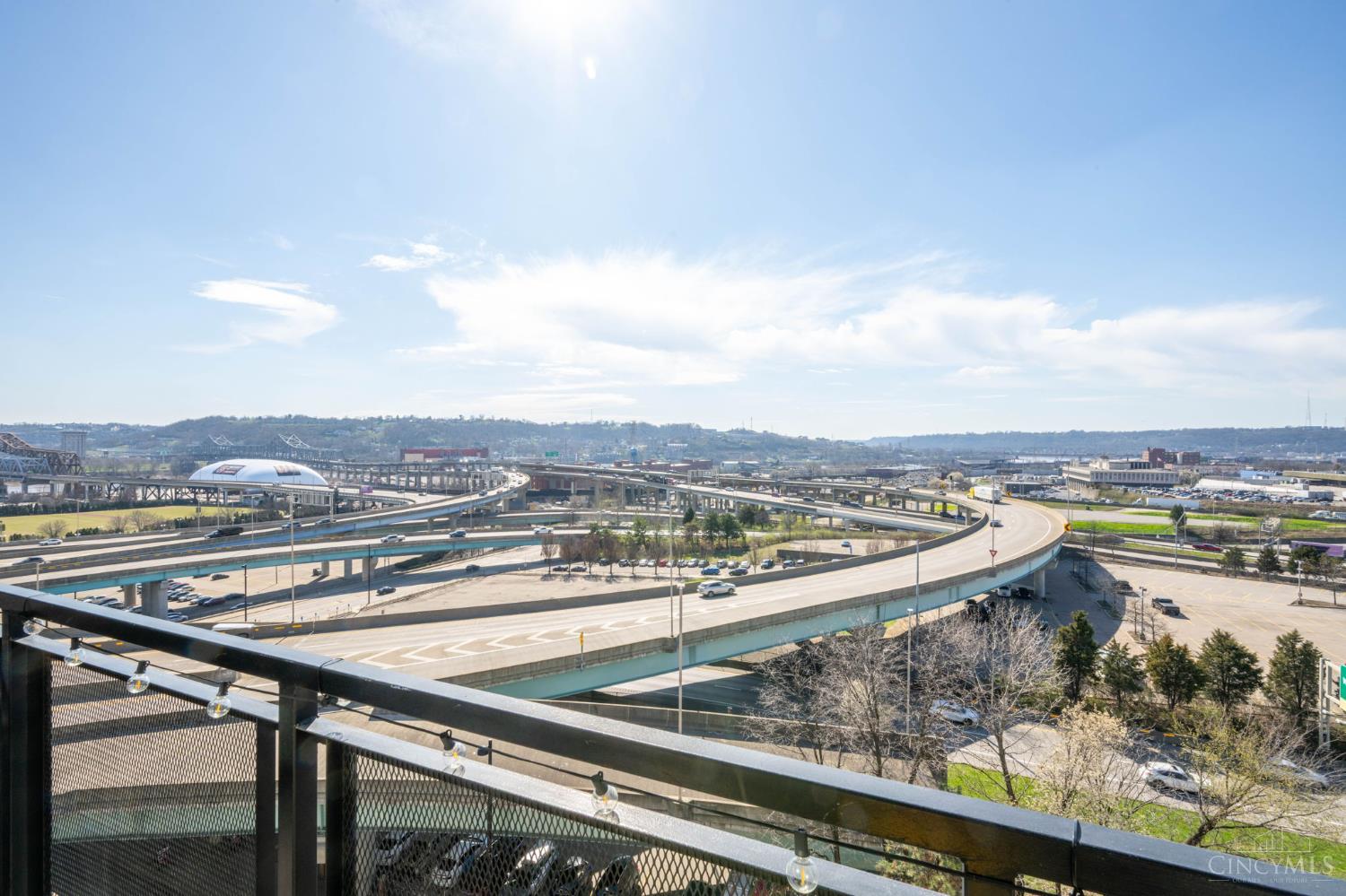 353 W Fourth Street 602