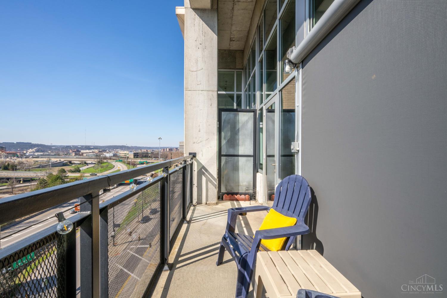 353 W Fourth Street 602