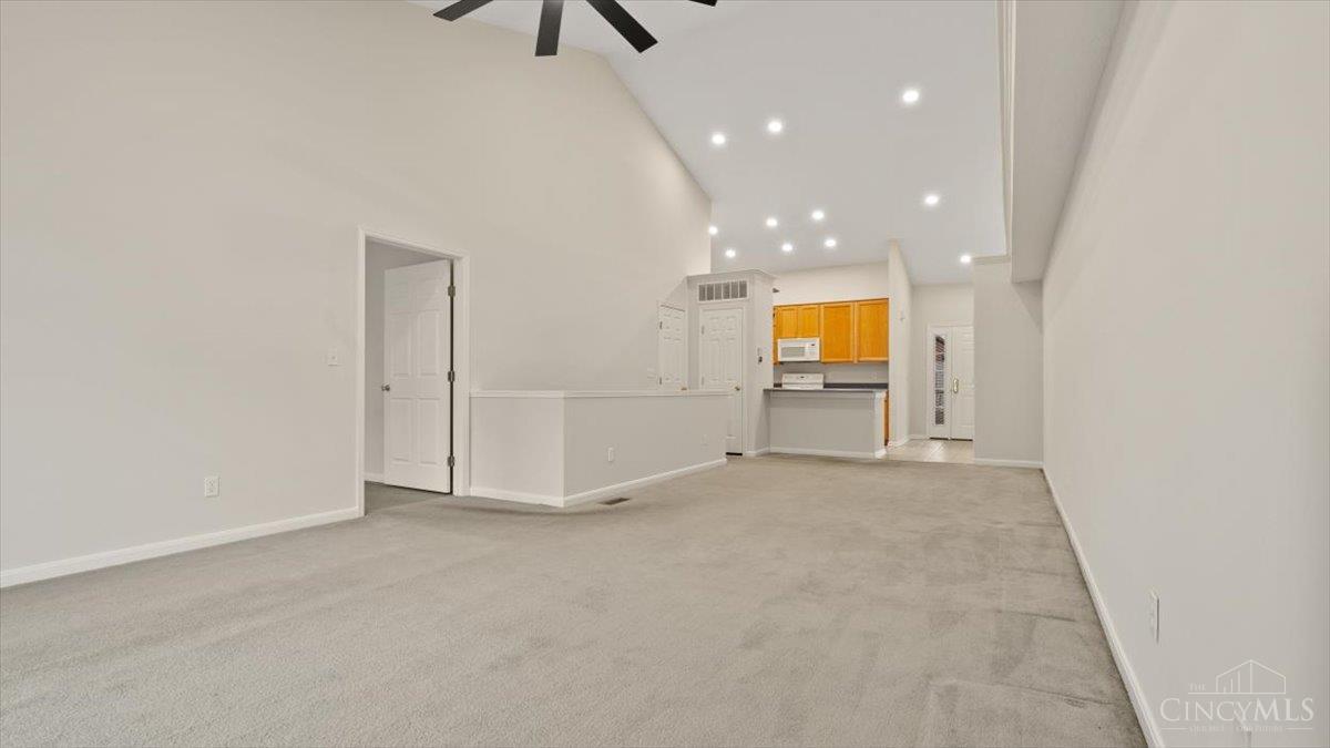 744 Breckenridge Court 204